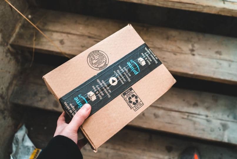 결국 아마존도 못 버텼다, 북미 판매자 3.5% 유류 할증료 부과