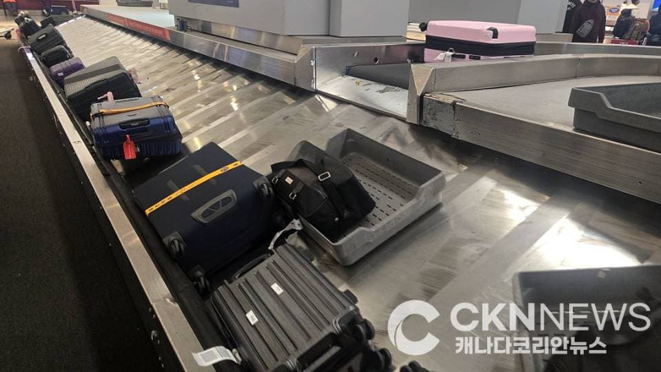 ํ ๋ก ํ ์ ๋ง์ฝ์ด๋ฐ ์ธ๊ตญ์ธ ๋จ์ฑ ๋ชจ๋ธโฆ๊ณต์ง ์ฌํ ๋๊ฐ '์ง์ญ 11๋
'