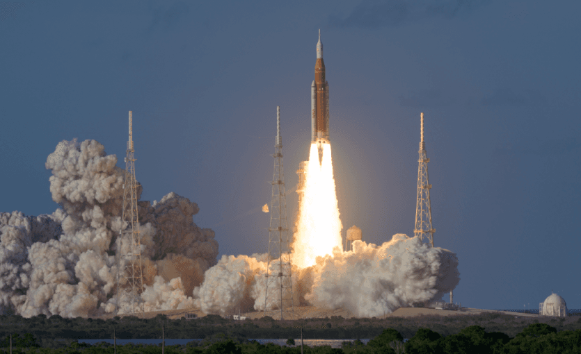 아르테미스 2호 발사 성공 … 왜 달 착륙 대신 궤도 비행인가?