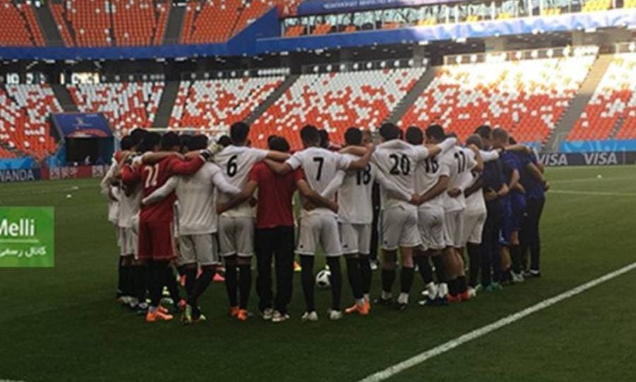 ๋ฏธ๊ตญ ๋
์ ๋ฐ๋๋ค โฆ ์ด๋, ๋ถ์ค๋ฏธ ์๋์ปต ๋ณด์ด์ฝง 'FIFA ๋น์'