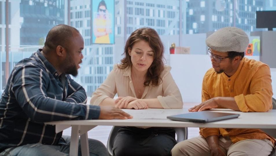 토론토 이민 정착 지원 단체 '44% 존폐 위기'… 언어 교육까지 중단?