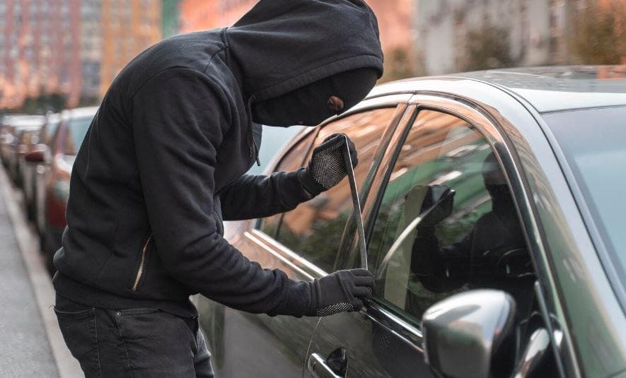 자동차 절도 줄자 보험 손실 감소… 캐나다 자동차 보험료 ‘숨통 트이나'