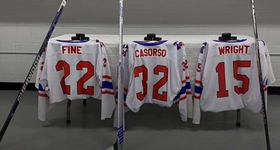 ์บ๋๋ค ์ฃผ๋์ด ํํคํ 10๋ ์ ์ 3๋ช
โฆ ๊ตํต์ฌ๊ณ ์ฐธ๋ณ