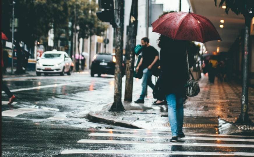 ์จ์ฃผ ๋จ๋ถ 'ํญ์ฐ ๊ฒฝ๋ณด' ๋ฐ๋ นโฆ ์ง๋ฉด ํฌํ๋ก ๋๋ก ์นจ์ ๋น์