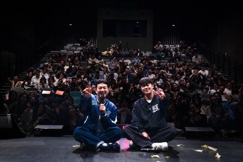 "거침없는 입담에 토론토 폭소" 김동하 스탠드업 코미디 성료