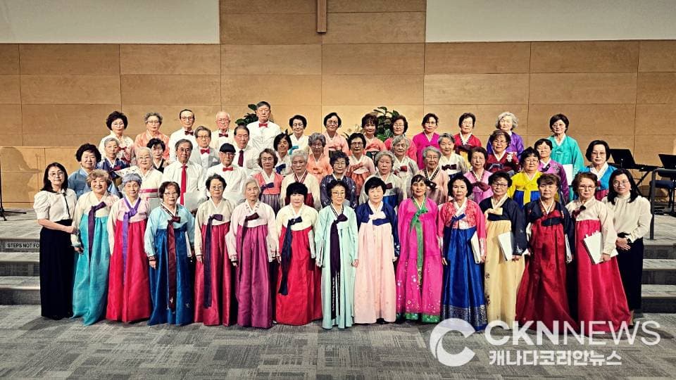 ๊ฑฑ์ ๋ง์์ ๊ทธ๋ 'ํ์นด ๋๋ฆผํฉ์ฐฝ๋จ 15์ฃผ๋
๊ธฐ๋
์ฐ์ฃผํ'